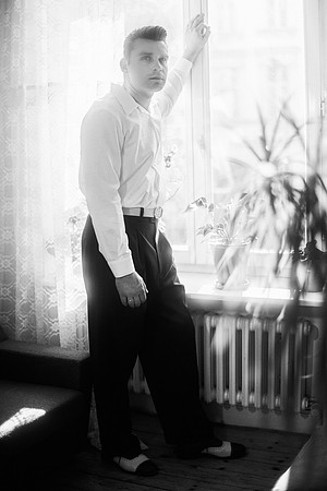 by stephan zwickirsch |  karoshiphoto.com