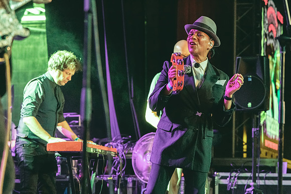 the selecter by stephan zwickirsch | karoshiphoto.com